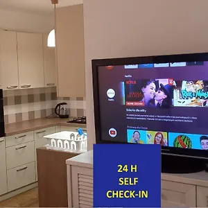  Apartament Self Check-in Targi Mtp Airport Szpital P Polska