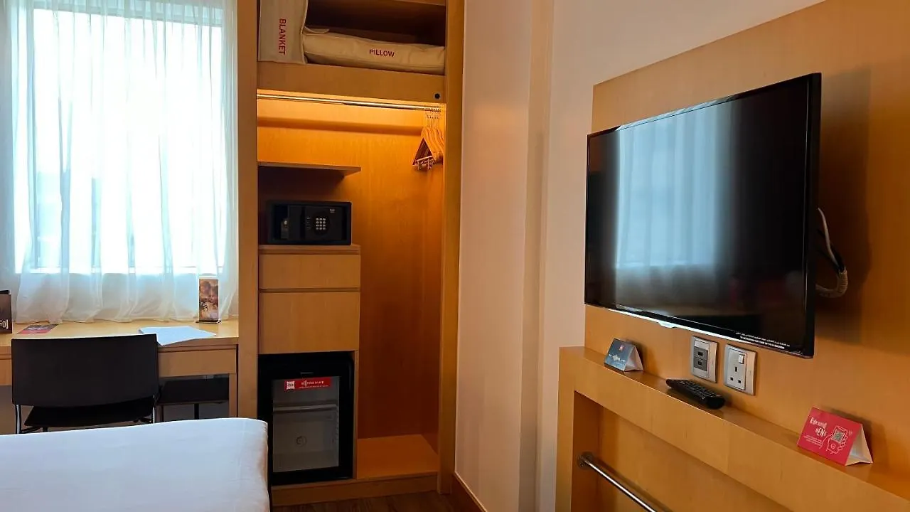 Ibis One Central - World Trade Centre Dubai 3*,